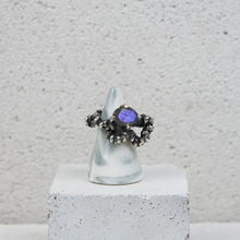 MIES NOBIS - Solmu Ring with Labradorite